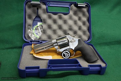 Smith & Wesson 686-6 357mag 4