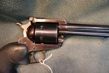 Ruger New Model Super Blackhawk 44Mag - 2 of 6
