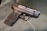 H+K USP 40S+W with box,extra magazine and papers. - 8 of 9
