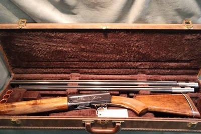 Belgium Browning A-5 12ga Magnum Twelve with extra barrel and hard case