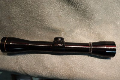 Leupold M8 4X gloss,CPC dot reticle