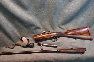 Thomas Bland 375/300 Takedown Rifle with case,Zeiss scope and ammunition - Image 19 of 25