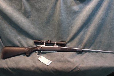 Ruger M77 MarkII 338WinMag with Leupold scope