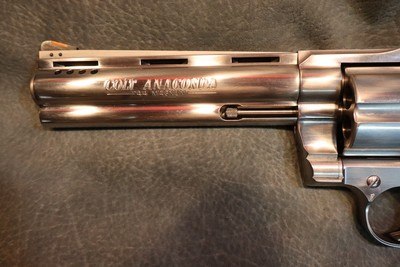 Colt Anaconda 44Mag 6