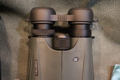 Vortex Kaibab HD 18x56 binoculars,as new with accessories - Image 3 of 5
