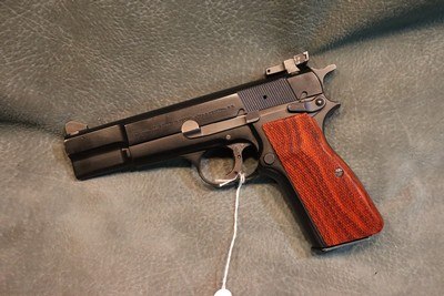 Browning Hi Power 9mm - Image 1 of 4
