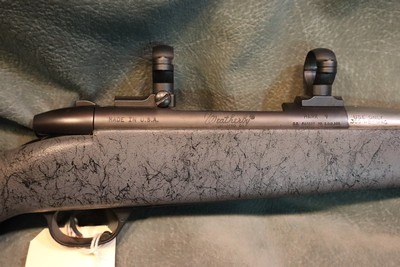 Weatherby Mark V Left Hand Accumark 300WBYMag - Image 2 of 8