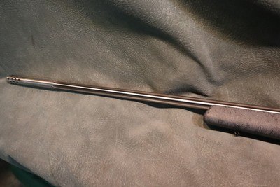 Weatherby Mark V Left Hand Accumark 300WBYMag - Image 7 of 8