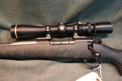 Weatherby Mark V Left Hand Accumark 30-378WbyMag - Image 2 of 10