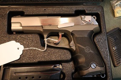 Ruger P85 9mm Stainless like new in the box. - Image 2 of 6