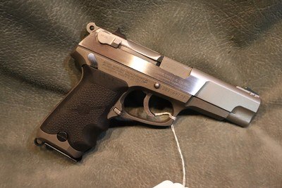 Ruger P85 9mm Stainless like new in the box. - Image 5 of 6