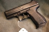 H+K P2000 V-2 40S+W ANIB - 3 of 7