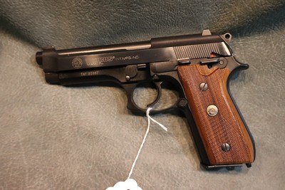 Taurus PT92 AF 9mm - Image 2 of 5