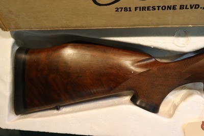 Weatherby Mark V 378WbyMag - Image 2 of 15