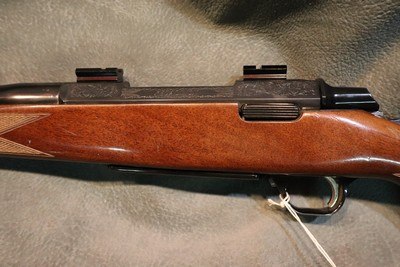 Browning ABolt Medallion Boss 270Win - Image 5 of 10