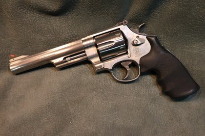 S+W Model 629-6 44Mag 6