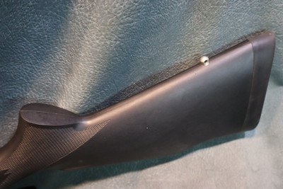 Weatherby Mark V 270WbyMag Stainless Synthetic with ammo - Image 11 of 12
