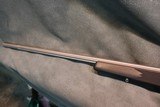 Weatherby Mark V 270WbyMag Stainless Synthetic with ammo - Image 9 of 12