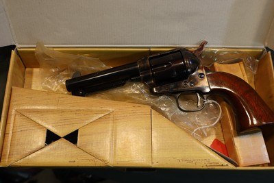 Cimarron Uberti Model P SAA 45Colt 4 3/4