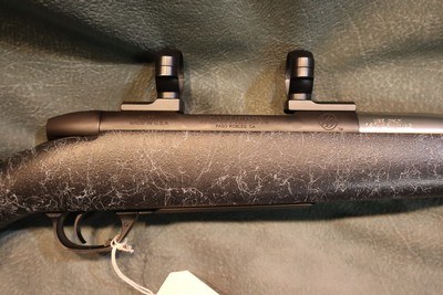 Weatherby Mark V Left Hand Accumark 257WbyMag with box and papers - Image 7 of 12
