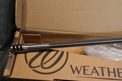 Weatherby Mark V Left Hand Accumark 257WbyMag with box and papers - Image 5 of 12