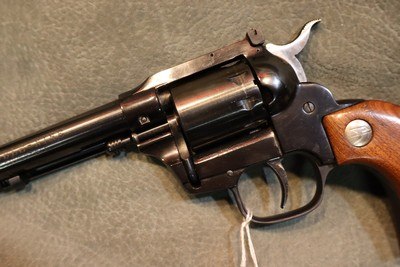 High Standard Double Nine Deluxe Convertible 22LR/22Mag with the factory box - Image 4 of 7