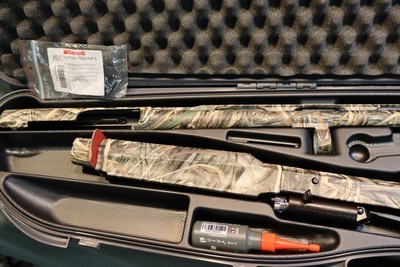Benelli SBE II 12ga 2 3/4,3 or 3 1/2