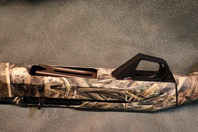 Benelli SBE II 12ga 2 3/4,3 or 3 1/2