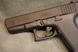 Glock Model 23 40S+W Gen 2 - Image 4 of 7