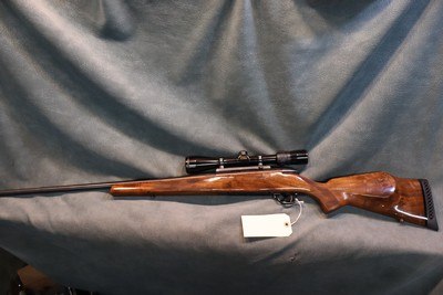 Weatherby Mark V Sporter 300WbyMag - Image 1 of 11
