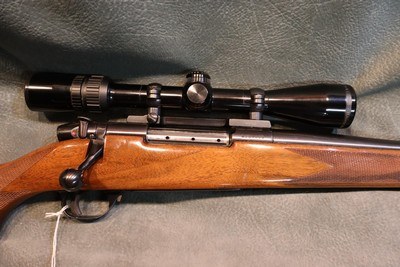 Weatherby Mark V Sporter 300WbyMag - Image 6 of 11