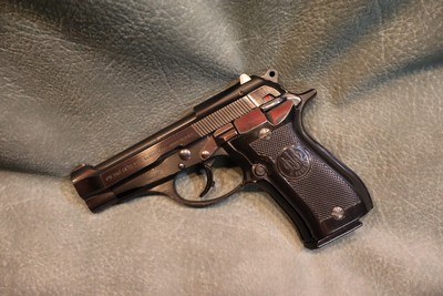 Beretta 84BB 380 ACP - Image 1 of 5