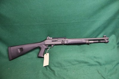 Benelli M4 - Image 1 of 8