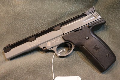 S+W Model 22S-1 22LR 5 1/2