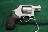 Smith & Wesson 637-2 Airweight - Image 1 of 6
