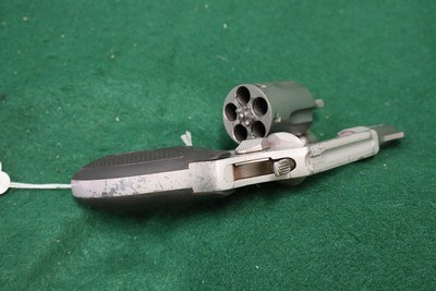 Smith & Wesson 637-2 Airweight - Image 4 of 6