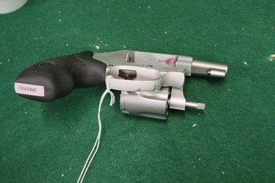 Smith & Wesson 637-2 Airweight - Image 6 of 6