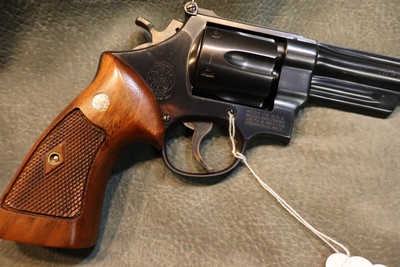 S+W Model 28 no dash,Diamond N Frame grips - Image 6 of 14