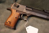 Desert Eagle Magnum Research IMI 50AE 2 barrel set w/extras - Image 8 of 12