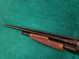 WINCHESTER - MODEL 12 - 30 INCH FACTORY VENT RIB BARREL ENGRAVED BY ANGELO BEE W-GORGEOUS PRESENTATION GRADE FRENCH WALNUT! MFG. IN 1949 - 20 GA - 21 of 25