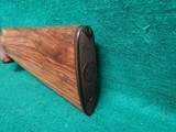 WINCHESTER - MODEL 12 - 30 INCH FACTORY VENT RIB BARREL ENGRAVED BY ANGELO BEE W-GORGEOUS PRESENTATION GRADE FRENCH WALNUT! MFG. IN 1949 - 20 GA - 17 of 25