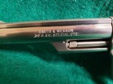 Smith & Wesson - MODEL 68 - CALIFORNIA HIGHWAY PATROL LIMITED EDITION COMMEMORATIVE. W-WOOD COLECTOR CASE AND ORIGINAL BOX. NEAR MINT! - .38 Special - 7 of 23