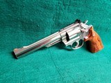 Smith & Wesson - MODEL 68 - CALIFORNIA HIGHWAY PATROL LIMITED EDITION COMMEMORATIVE. W-WOOD COLECTOR CASE AND ORIGINAL BOX. NEAR MINT! - .38 Special - 5 of 23