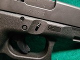 Glock - MODEL 30S. BLACK. 3.75 INCH BARREL. W-FACTORY CASE AND ONE 10 ROUND MAGAZINE. NEARLY NEW! - 45 ACP - 8 of 18
