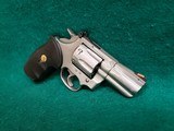 COLT - KING COBRA. DOUBLE ACTION. VERY RARE W-2.5 INCH BARREL. STAINLESS STEEL. MFG IN 1988. EXCELLENT CONDITION! MINTY BORE! - .357 MAGNUM - 3 of 18