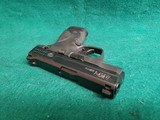 Smith & Wesson - MODEL M&P9 SHIELD. BLACK. 3 INCH BARREL. W-ONE 8 ROUND MAG. MINTY BORE! GREAT CONDITION! - 9mm Luger - 15 of 20