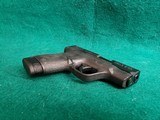 Smith & Wesson - MODEL M&P9 SHIELD. BLACK. 3 INCH BARREL. W-ONE 8 ROUND MAG. MINTY BORE! GREAT CONDITION! - 9mm Luger - 20 of 20