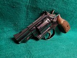 SMITH & WESSON - MODEL 19-3. BLUED. 2.5" BARREL. PINNED & RECESSED. NICE BORE! MFG. IN 1977. - .357 MAGNUM - 5 of 19