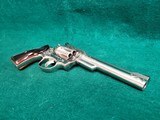 RUGER - SECURITY SIX. STAINLESS. DOUBLE ACTION. 6 INCH BARREL. ENGRAVED BY CLINT FINLEY.GORGEOUS! MFG. IN 1977 - .357 MAGNUM - 12 of 21