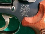 Smith & Wesson - MODEL 19-5. BLUED. 6 INCH BARREL. 6-SHOT DOUBLE ACTION. MINTY BORE! MFG. IN MID 80'S - .357 Magnum - 20 of 20